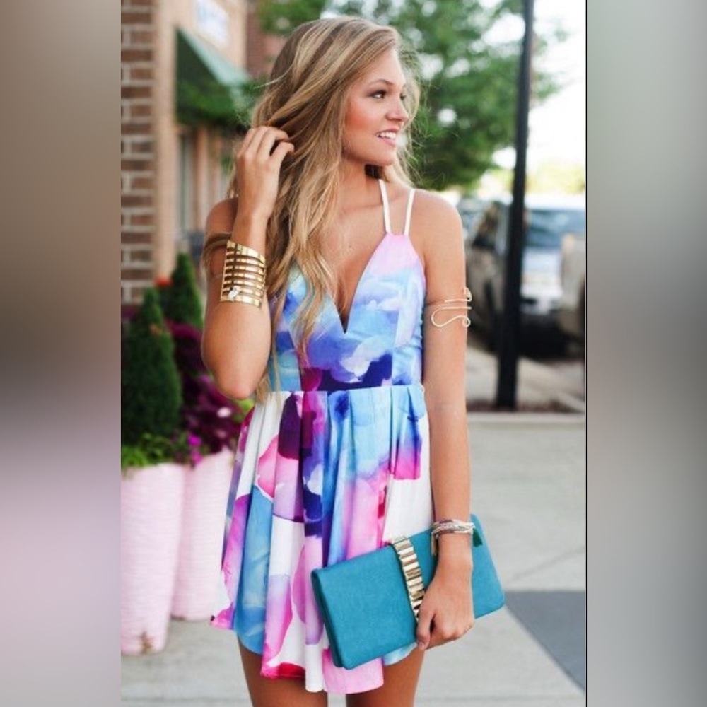 L'atiste by Amy Watercolor Floral Deep V Mini Dress Size M